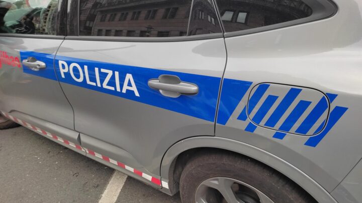 «Ni gripe ni anginas»: Bilbao renueva su devoción por los cordones de San Blas