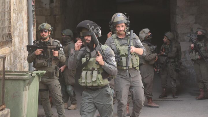 El mundo en cinco minutos: todo lo que necesitas saber para comprender el mundo este lunes