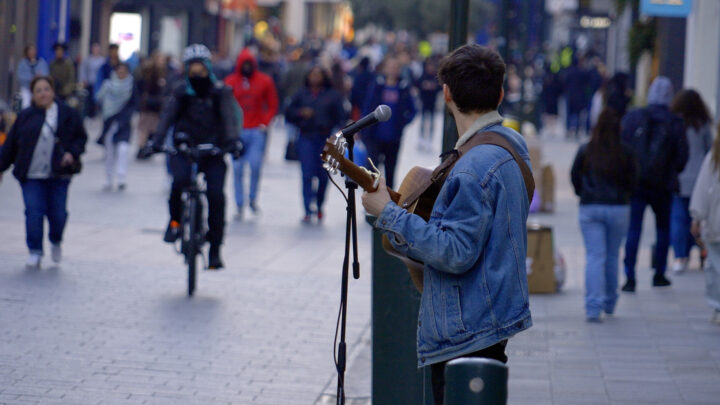 Los artistas callejeros de Bilbao alertan: «La nueva ordenanza puede borrar el arte de las calles»