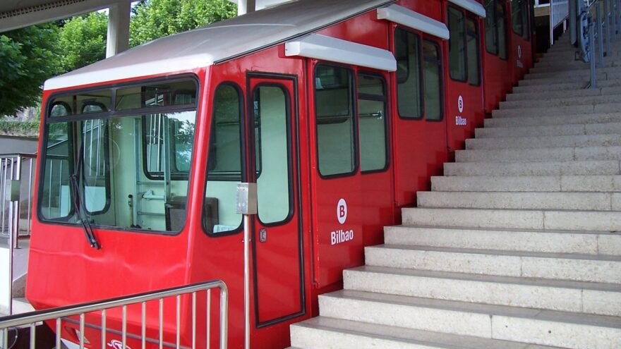 El Funicular de Artxanda suspende su servicio por mantenimiento