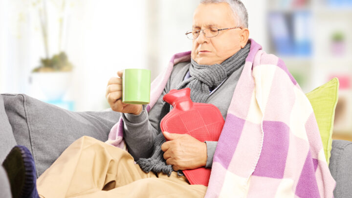 La hipotermia inadvertida: el riesgo silencioso que afecta a las personas mayores en invierno