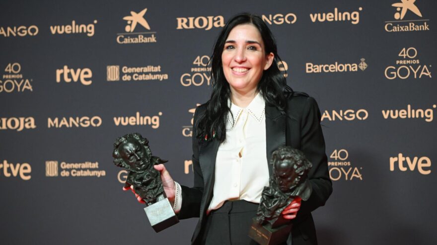 Alauda Ruiz de Azúa triunfa en los Goya: «Ojalá la película llegue al Papa y a Bad Bunny»