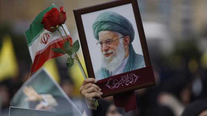 Ossorio: «Trump decide golpear a Irán a pesar de no existir una amenaza real»