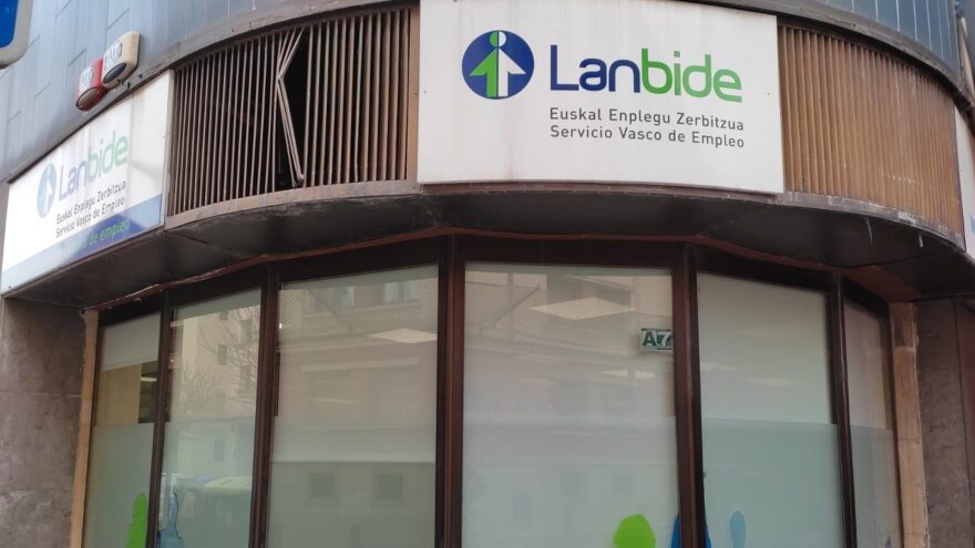 El paro baja en Euskadi en febrero y se sitúa en 106.944 desempleados