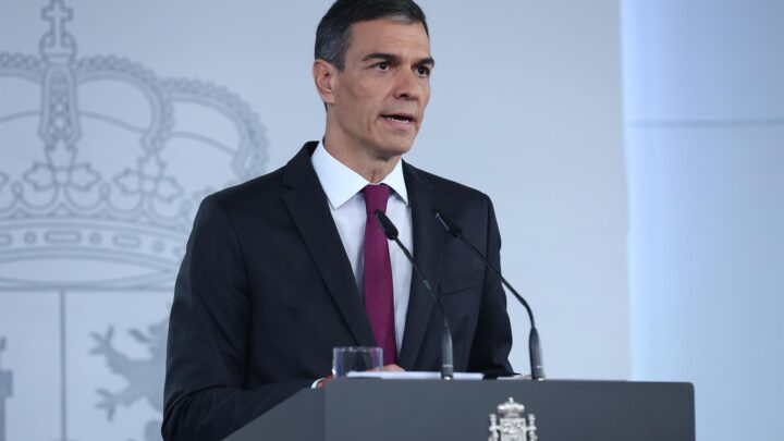 Sánchez defiende que la posición de España es «No a la guerra» y asegura que no teme «represalias»