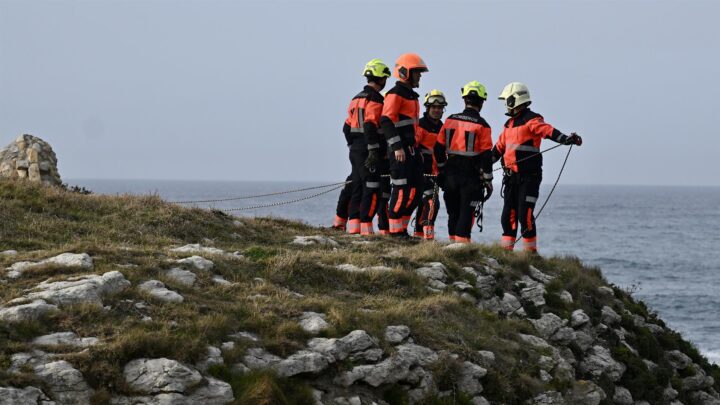 Tragedia en Santander: Tres vizcainos mueren al desplomarse una pasarela en El Bocal