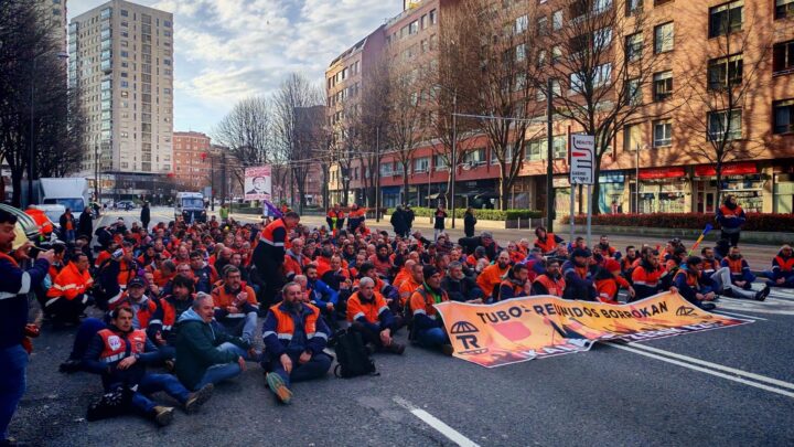 Protestas de Tubos Reunidos colapsan los accesos a Bilbao