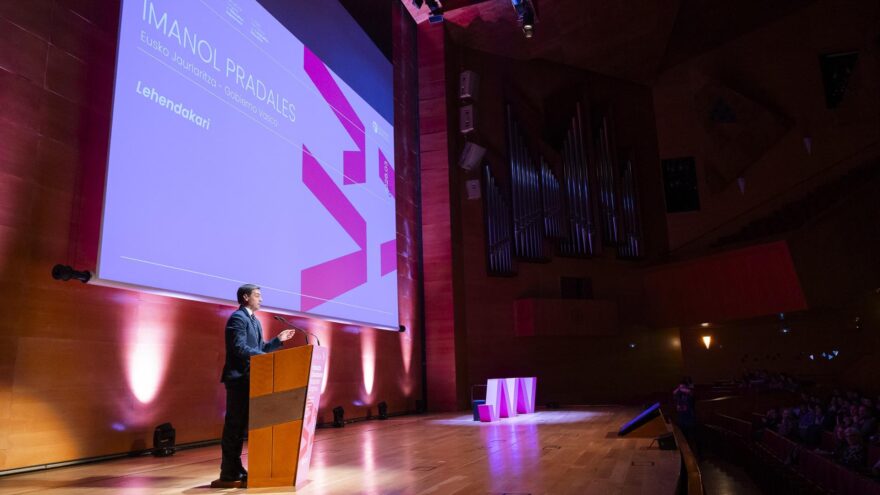 Bilbao reúne a mil expertos internacionales para debatir sobre el sistema educativo