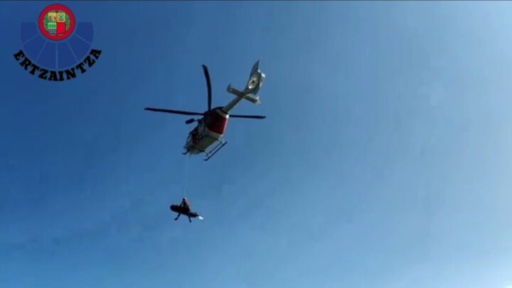 Reanudan la búsqueda del excalcalde de Ispaster, desaparecido en Mendexa cuando fue a pescar