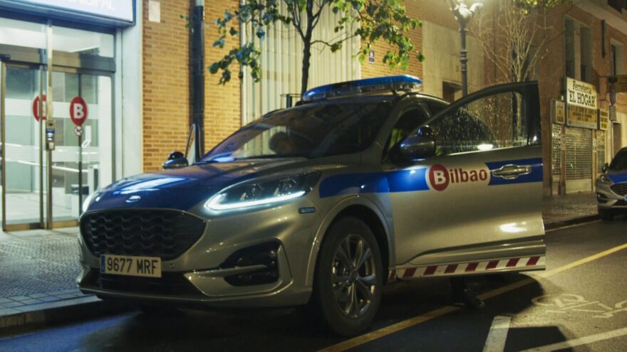 Detienen en Deusto a una pareja acusada de estafar más de 50.000 euros con identidades robadas