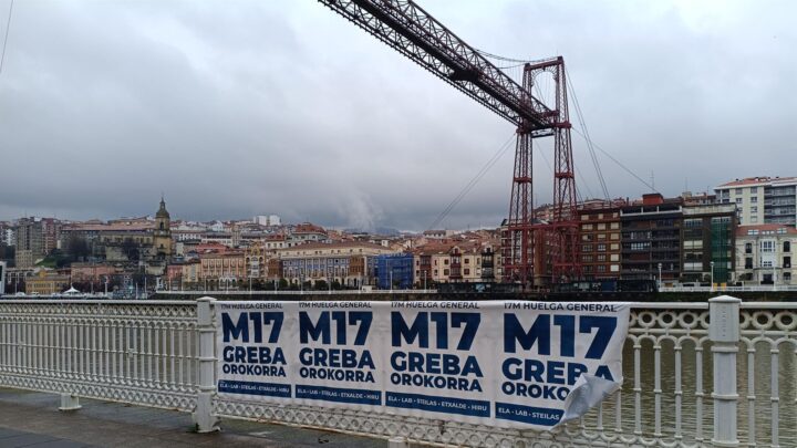 Una mosca en el plato o un error en la factura: la OMIC de Bilbao tramita más de mil reclamaciones