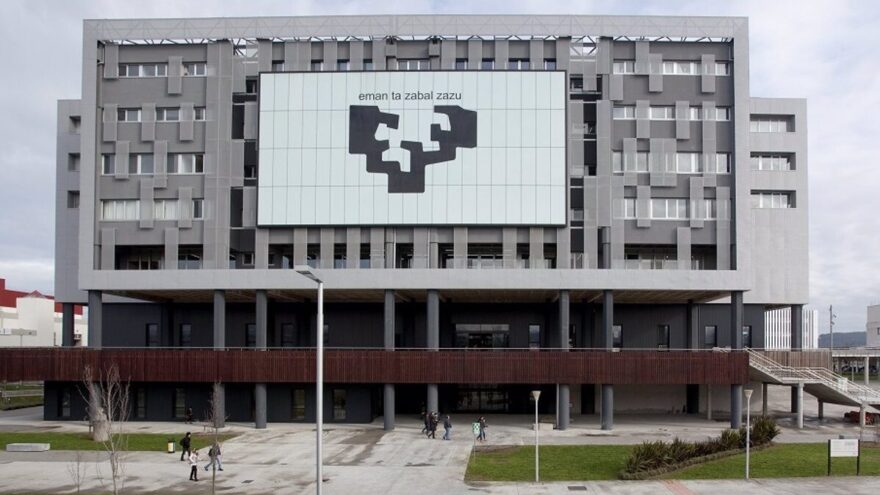 Paro académico en la EHU este martes por el SMI de 1.500€