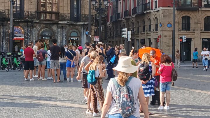 ¿Cuela o no cuela el ‘ecoblanqueo’ de las eléctricas?