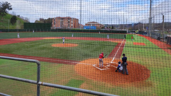Un complicado arranque para un Sani que mantiene el bloque de la pasada campaña