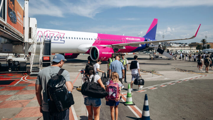 ¿Vas a facturar maleta esta Semana Santa en Loiu? Mejor llévate bolso de mano