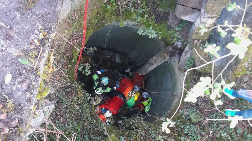 Rescatado un menor de 13 años tras caer a un pozo en Lemoa