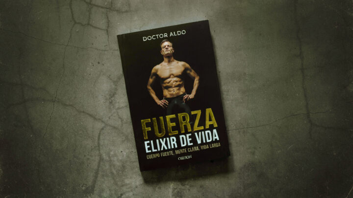 «El músculo es medicina»: un experto demuestra que entrenar fuerza alarga la vida