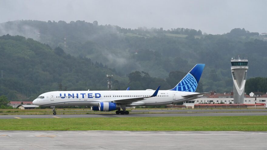 El Aeropuerto de Bilbao firma el mejor marzo de su historia con más de 561.000 pasajeros