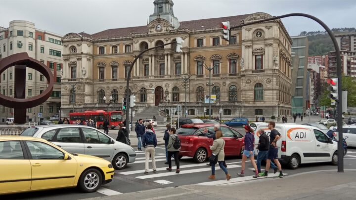 La Diócesis de Bilbao y Caritas Bizkaia valoran la regularización extraordinaria como una medida de justicia social y cohesión