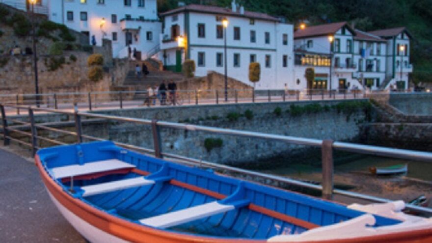 Galdakao organiza en abril salidas, talleres y senderismo para las personas mayores