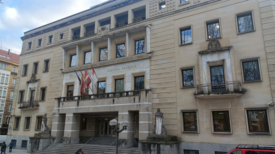 Libertad provisional para la mujer detenida por incendiar una lonja con su pareja en el interior