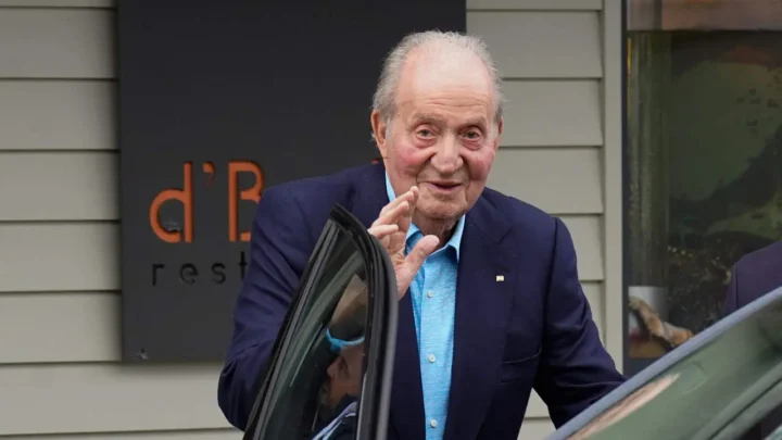 El posible regreso del Rey Emérito pone a Hacienda en el punto de mira