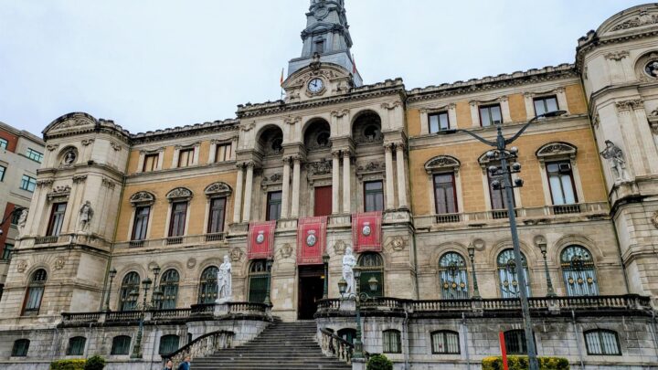 Bizkaia encara una campaña de renta «histórica» con el foco en la vivienda y las familias