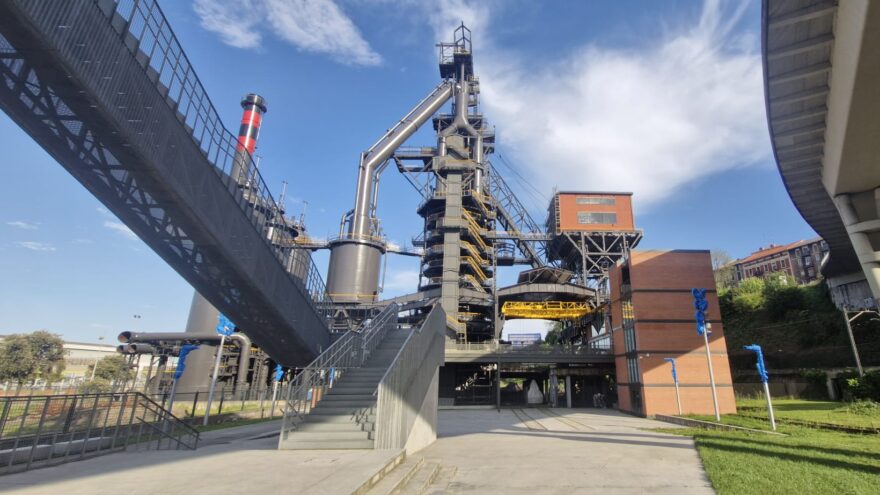 Egun on, Mari Ángeles