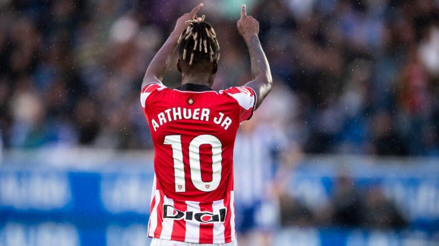 ⚽ ¡Nico marca el tercero y desata la locura en la plantilla rojiblanca! | Deportivo Alavés 2-4 Athletic Club