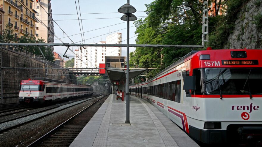 Renfe refuerza sus trenes nocturnos con 7.000 plazas para los Ochomayos