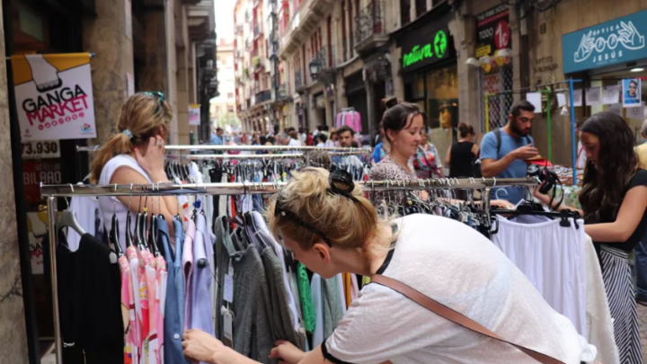 ¡De compras en euskera! Domina los precios, pesos y medidas con ‘Piztu Euskara’