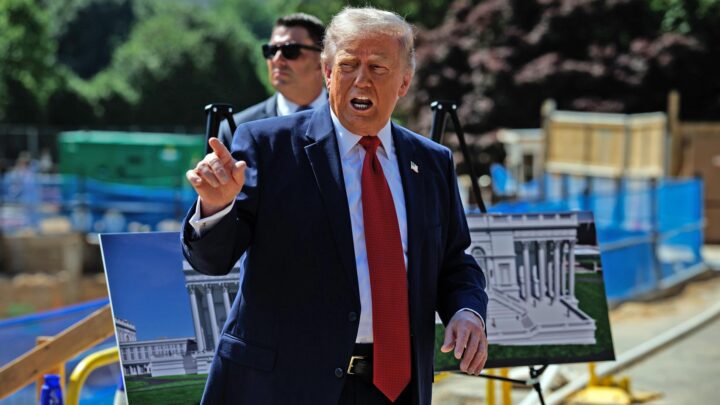 «Trump amenaza los lunes y pacta los viernes»