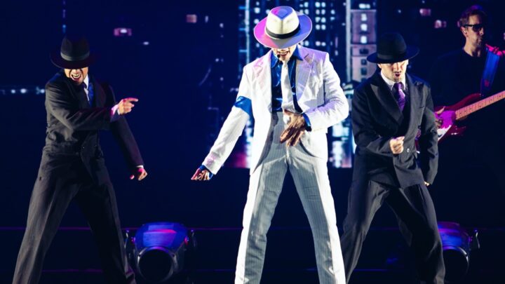 Lenny Jay encarna a Michael Jackson en Bilbao: «Es una locura que 40 años después siga en el número uno»