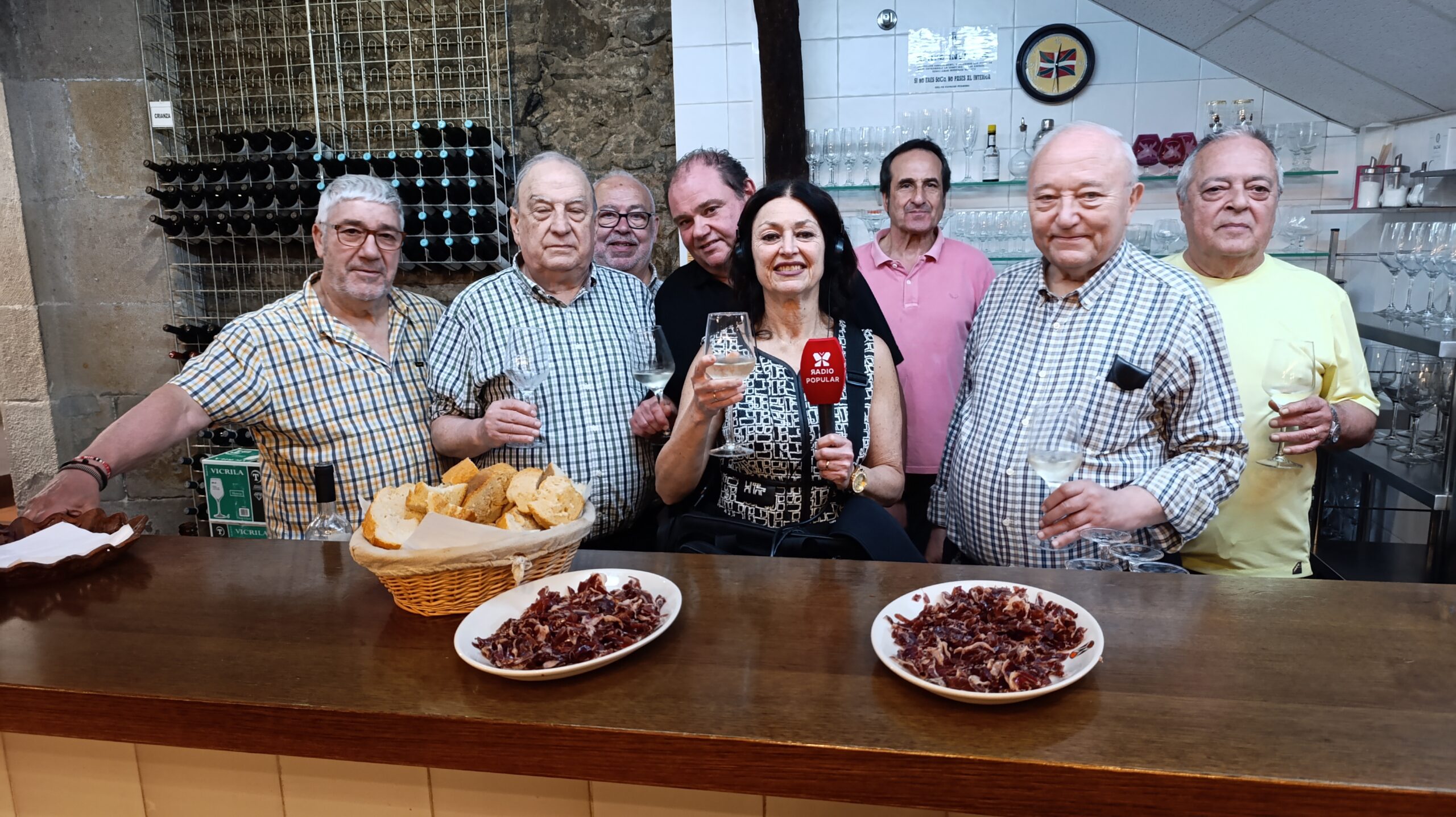 Cuatro txokos de Bilbao abren sus puertas para ayudar a La Cuadri del Hospi