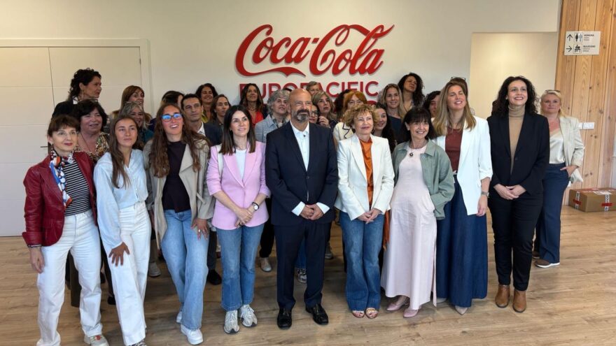 Coca-Cola celebra en su planta de Bilbao el 10º aniversario de Gira Mujeres