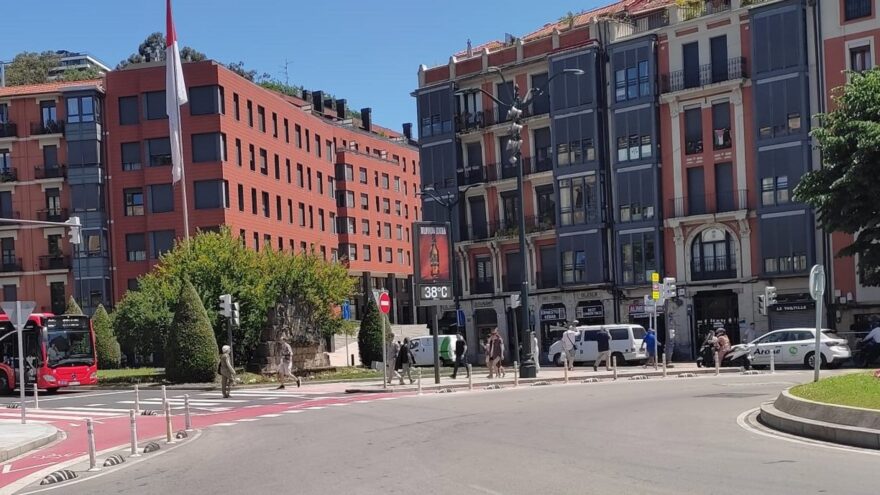 Osakidetza atiende a 17 personas por las altas temperaturas