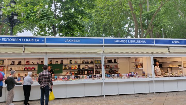 Libros, firmas y novela negra: la Feria del Libro de Bilbao toma el Arenal hasta el 7 de junio