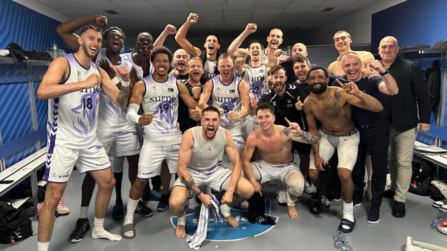 El Surne Bilbao conquista Tenerife y vuelve al Playoff once años después