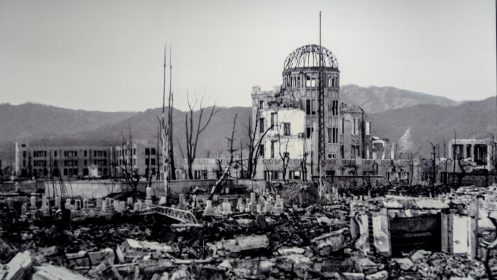 Analizamos con Delàs si estamos cerca de una guerra con armamento nuclear: «Nos debería dar a todos pánico»