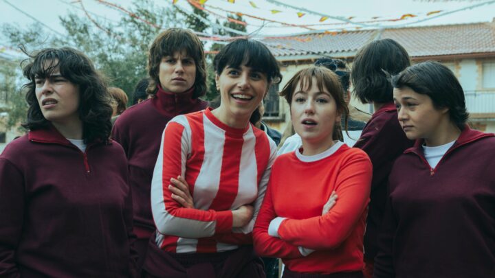 Spielberg, fútbol femenino y thrillers para sobrevivir al Mundial