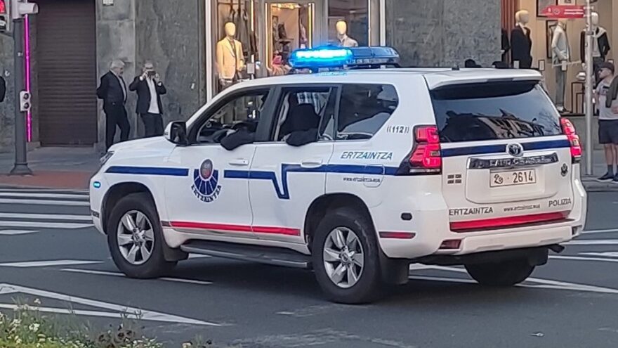 Detenido en Getxo por realizar grabaciones en las duchas de un polideportivo