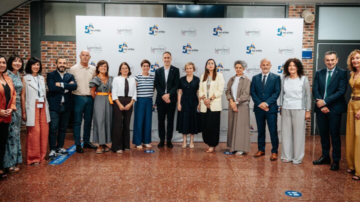 Lea Artibai Ikastetxea y Leartibai Fundazioa celebran dos aniversarios clave para la comarca