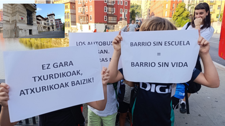 Las familias de la eskola de Atxuri no aguantan más: «Es insostenible y es una vergüenza»