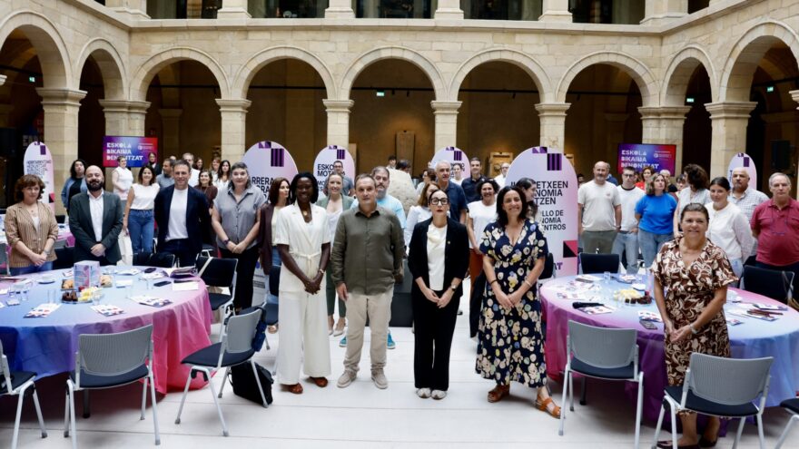 El Gobierno Vasco acoge a más de 100 agentes para enfrentar la segregación escolares