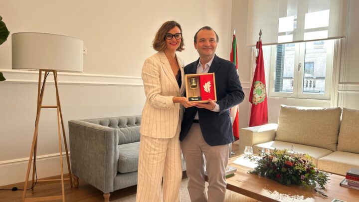 Etxanobe defiende una fiscalidad centrada en el talento, la vivienda y el arraigo empresarial