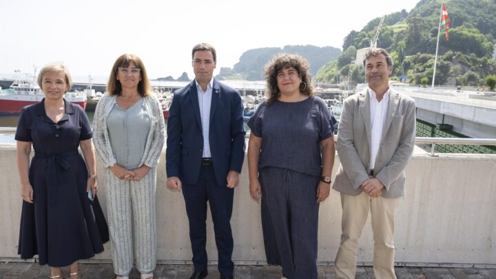 Pradales pide a Bruselas y Madrid apoyo decidido a la industria pesquera