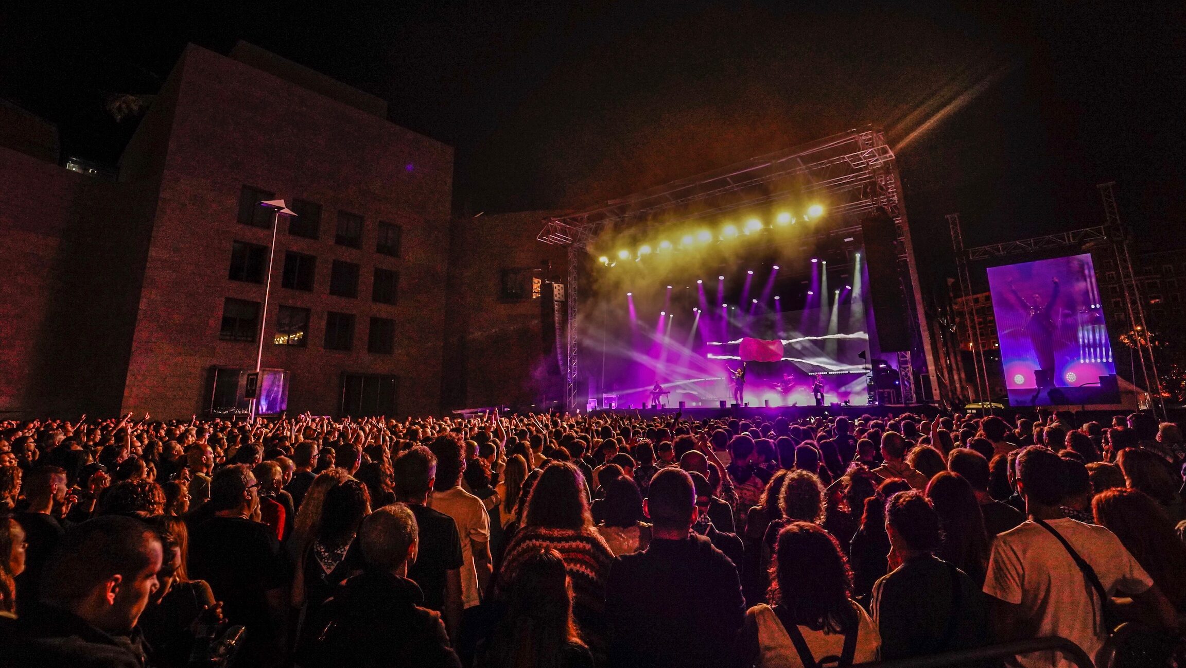 Aste Nagusia completa los conciertos de Abandoibarra y Parque Europa