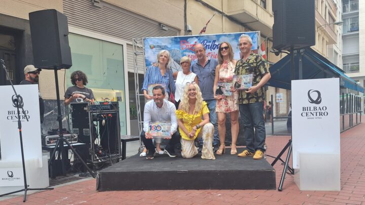 Radio Popular y Bizkaia Irratia, reconocidos en los ‘Indautxuko Sariak’ por sus 100 años de radio