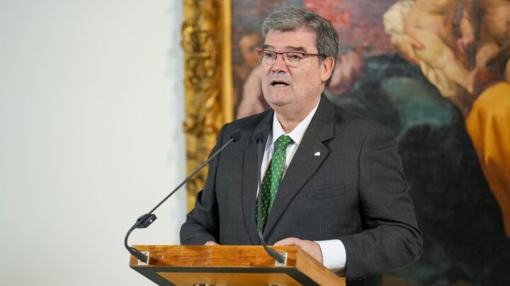 Juan Mari Aburto presenta la memoria de la acción social de 2025
