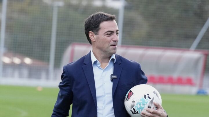 El lehendakari felicita a los jugadores de los equipos vascos que han ganado el Mundial